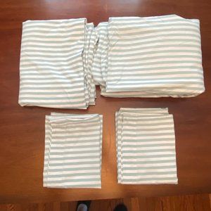 EUC: West Elm Queen-sized Sheet Set ($45)